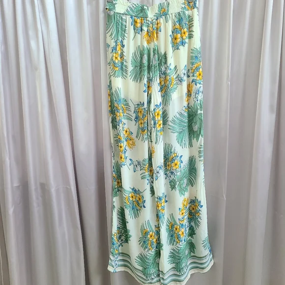 Miss Avenue 2 Piece Set Top + Pants Sz Small - Picture 4 of 5